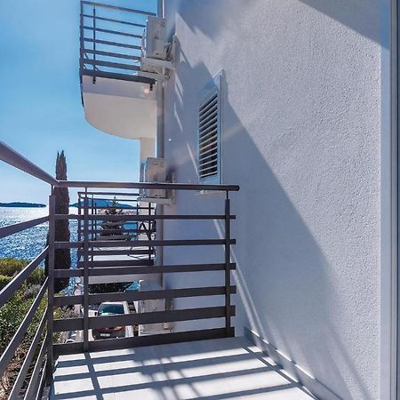 Cozy Apartment In Brodarica With Wifi Eksteriør bilde